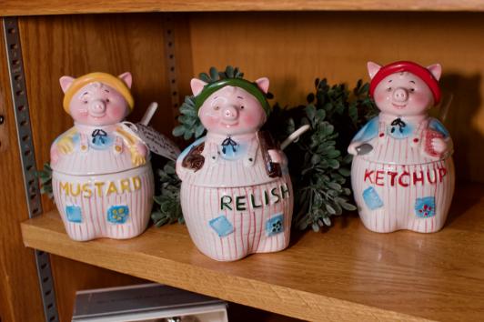 Enesco 3 piece condiment set