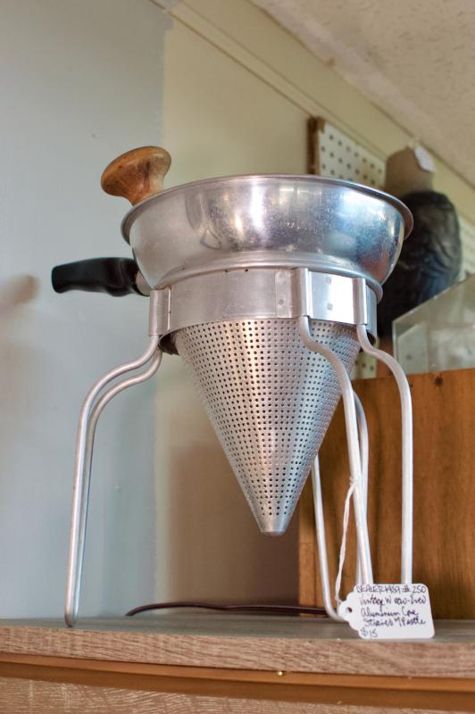 Vintage wear-ever aluminum cone strainer w/ pestle