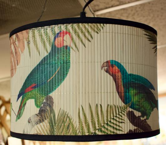 Hanging parrots bamboo shade lamp